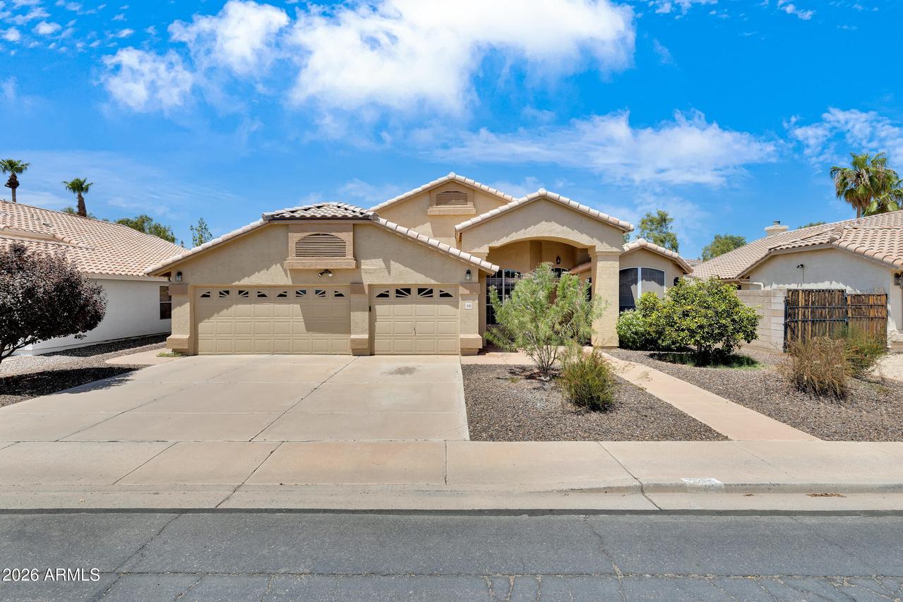 448 W Madero Ave., Mesa, AZ 85210