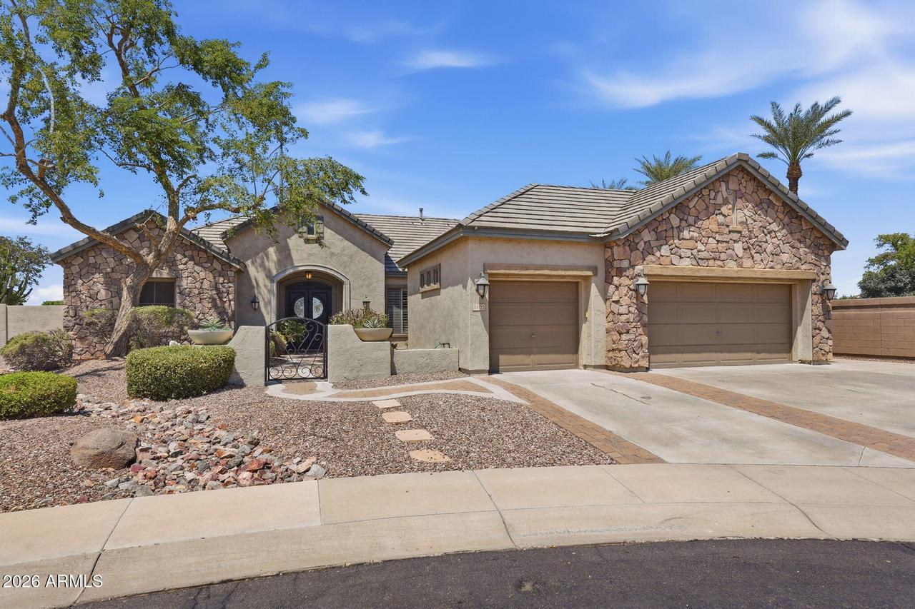 2402 E Everglade Ct., Chandler, AZ 85249