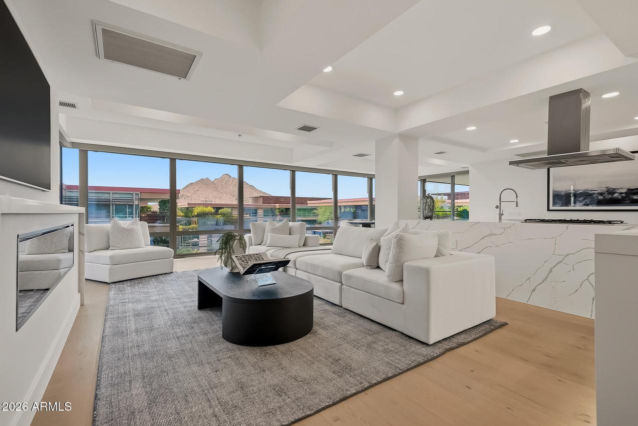 7137 E Rancho Vista Dr. #7008, Scottsdale, AZ 85251