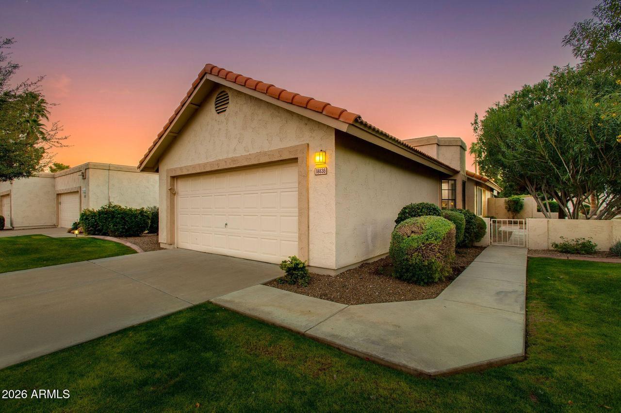 18836 N 94th Ave., Peoria, AZ 85382