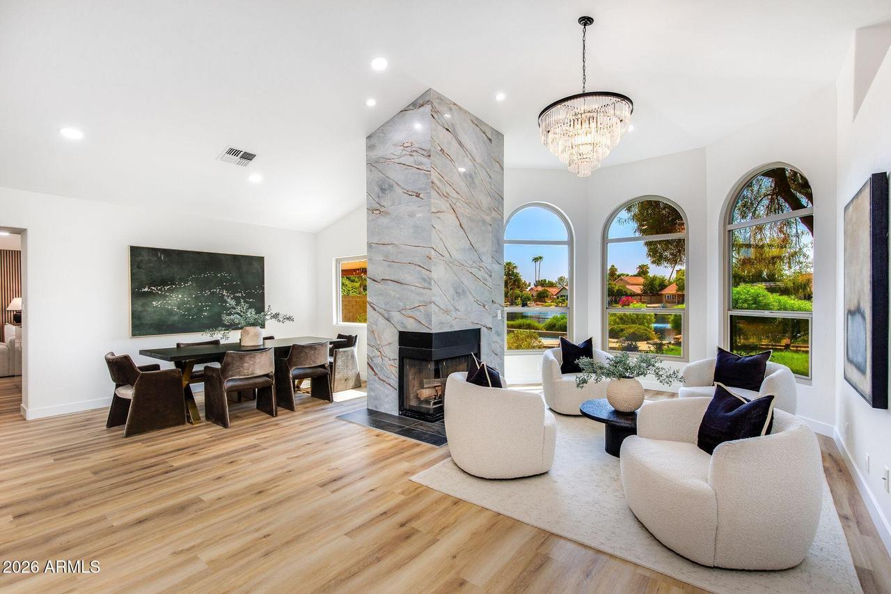 141 S Lakeview Blvd., Chandler, AZ 85225