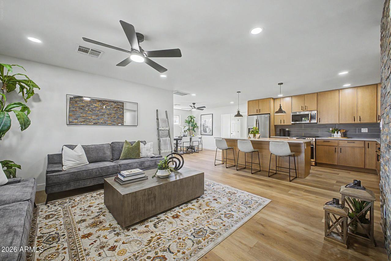 6708 E Belleview St., Scottsdale, AZ 85257