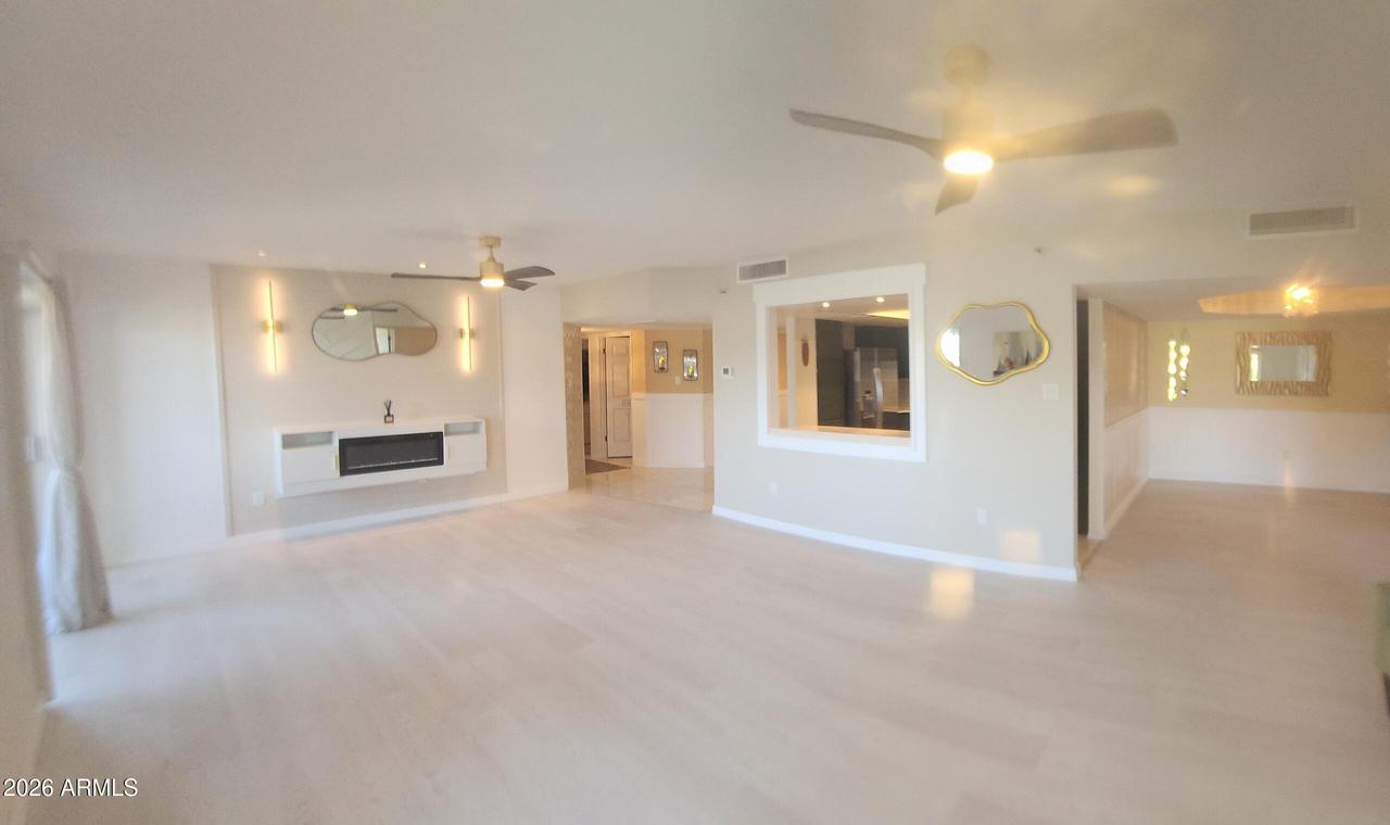 7860 E Camelback Rd. #404, Scottsdale, AZ 85251