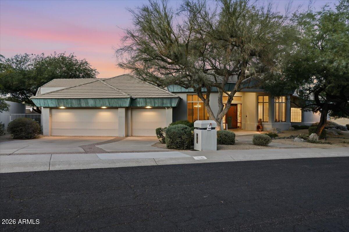 9619 N 23rd St., Phoenix, AZ 85028
