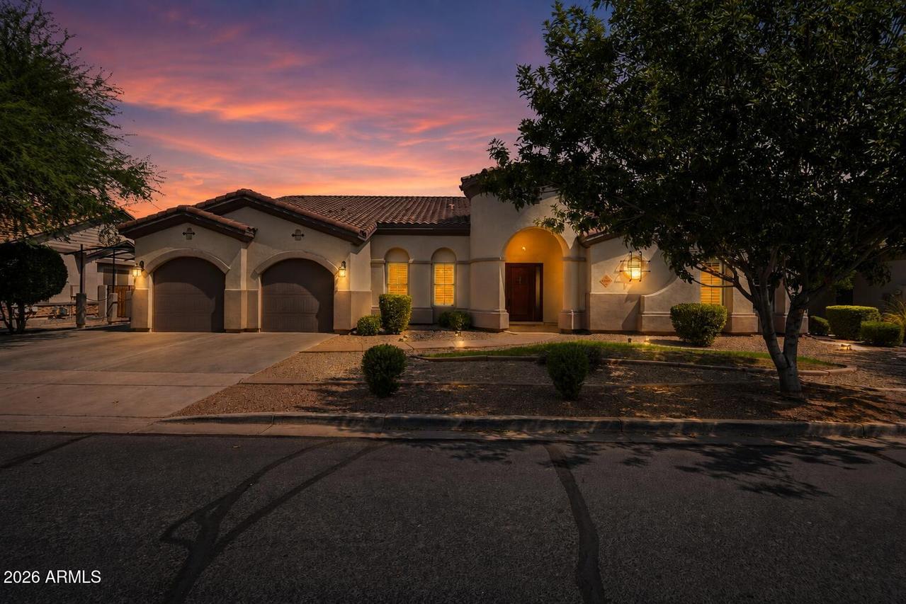 20114 E Avenida Del Valle, Queen Creek, AZ 85142