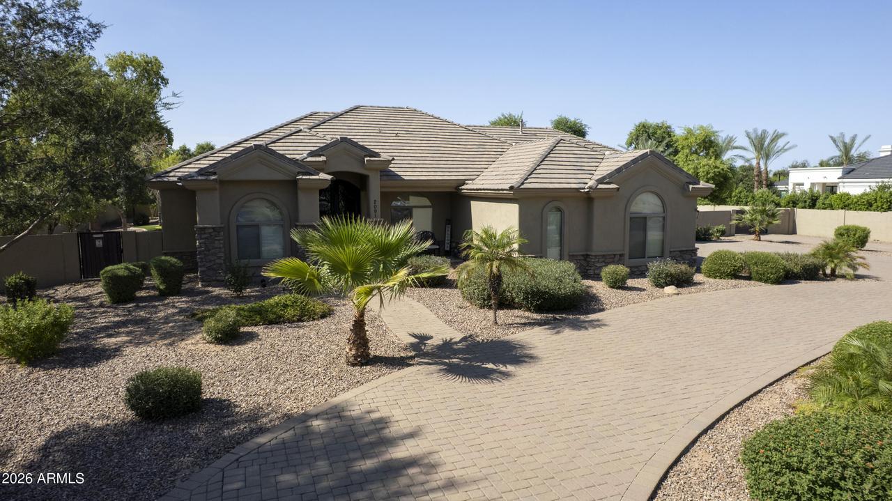 2091 E Coconino Ct., Gilbert, AZ 85298