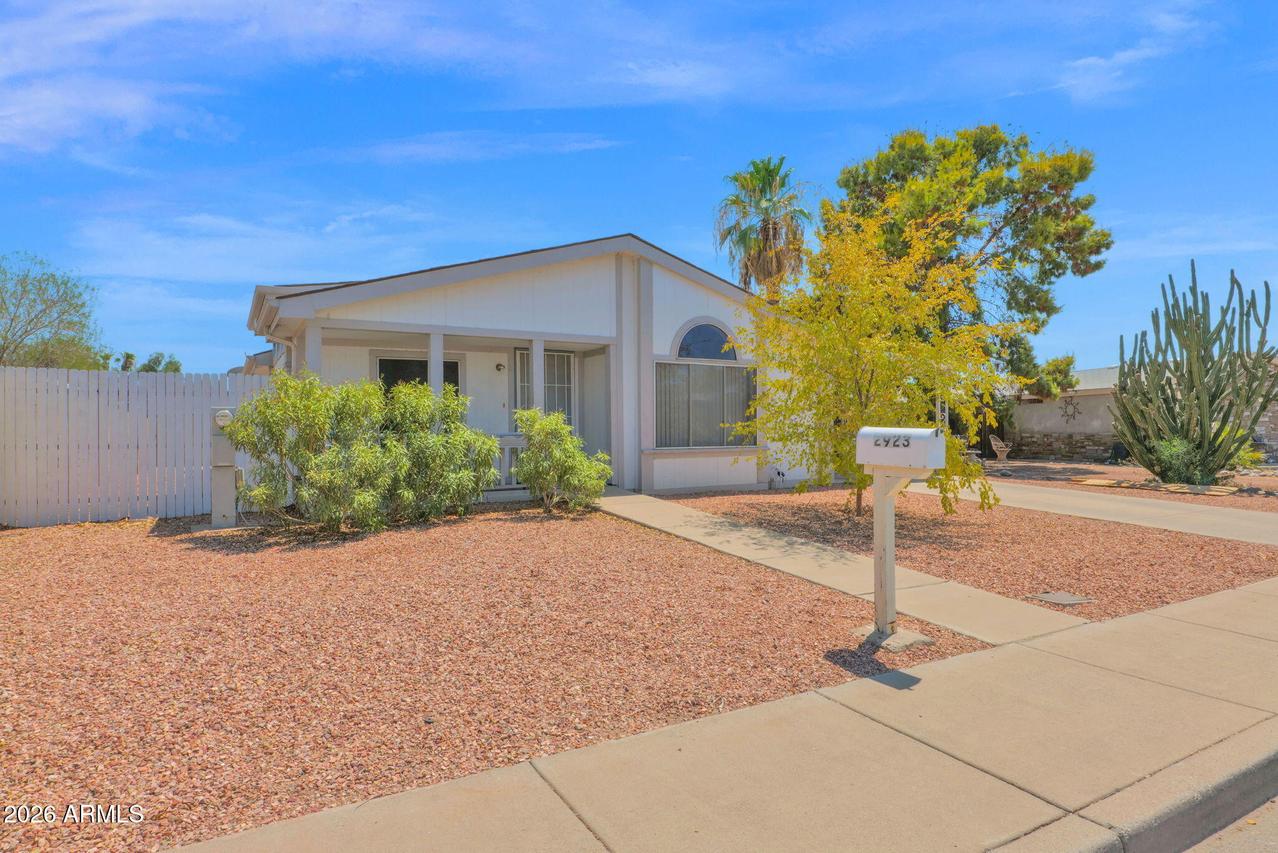 2923 E Tonto Ln., Phoenix, AZ 85050