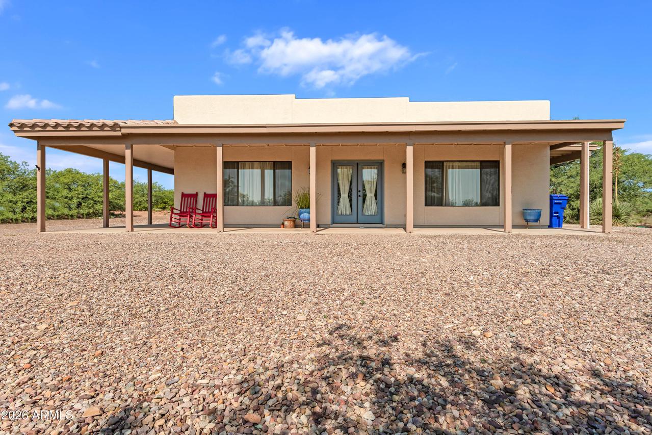 1313 E Madison Rd., Huachuca City, AZ 85616