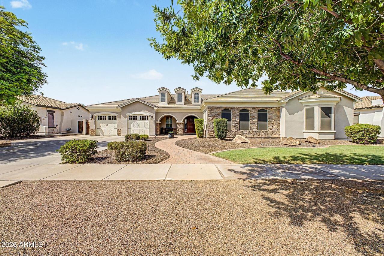 20114 E Sonoqui Blvd., Queen Creek, AZ 85142