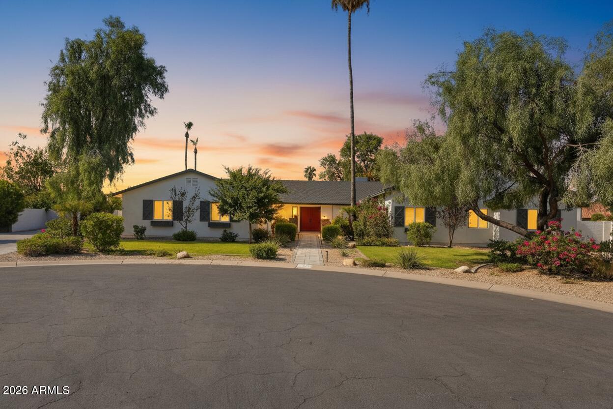 5815 E Campo Bello Dr., Scottsdale, AZ 85254