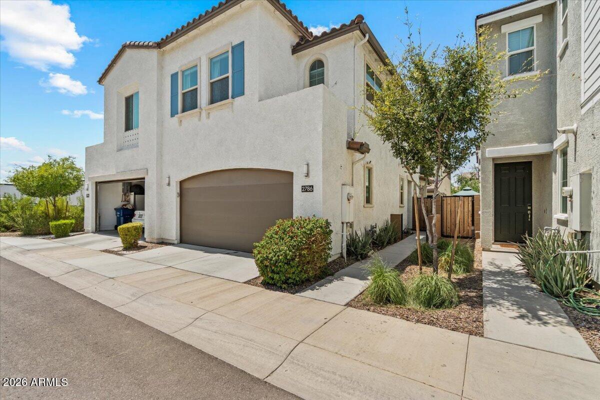 2786 S Apache Dr., Chandler, AZ 85286