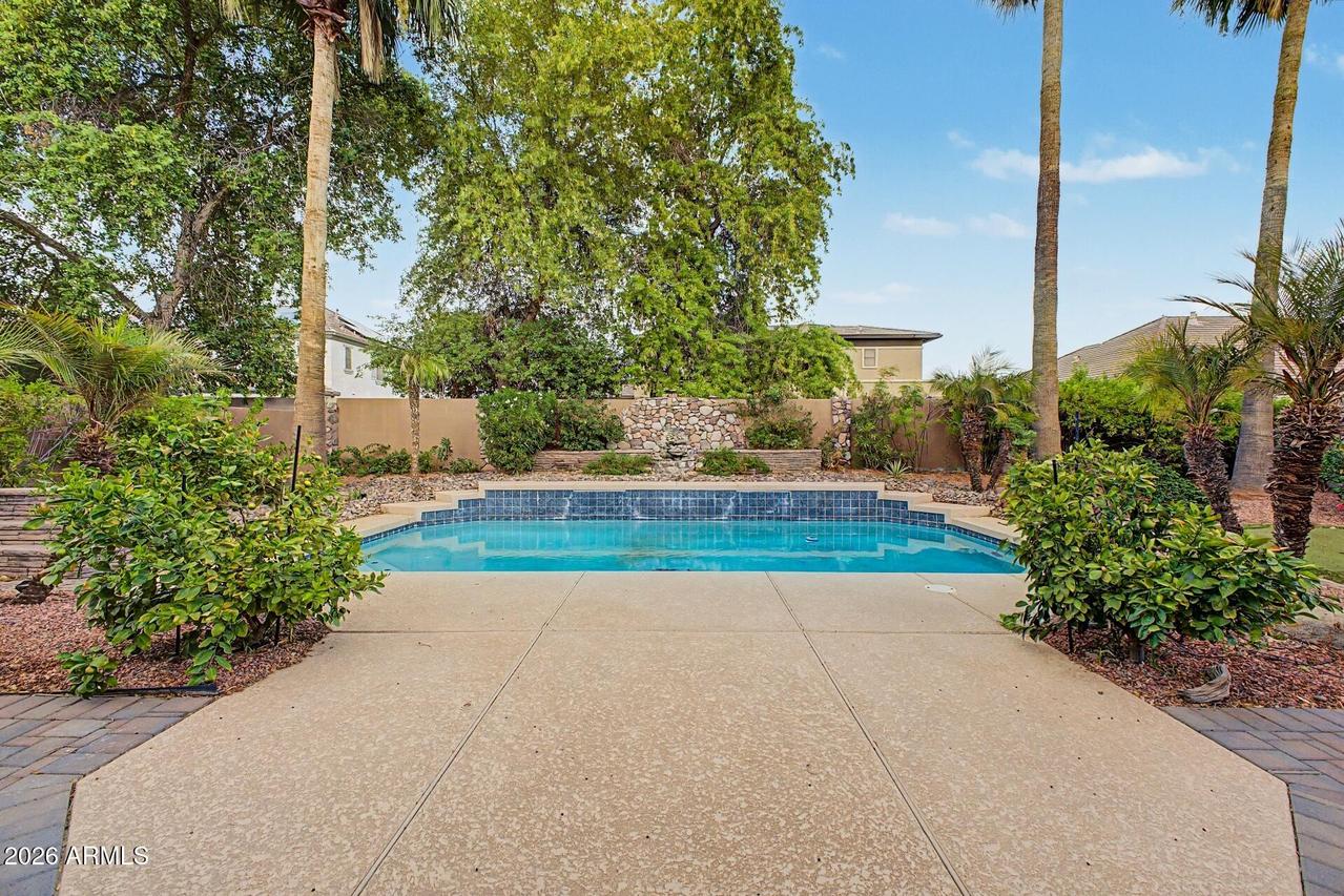 9807 S 43rd Ln., Laveen, AZ 85339