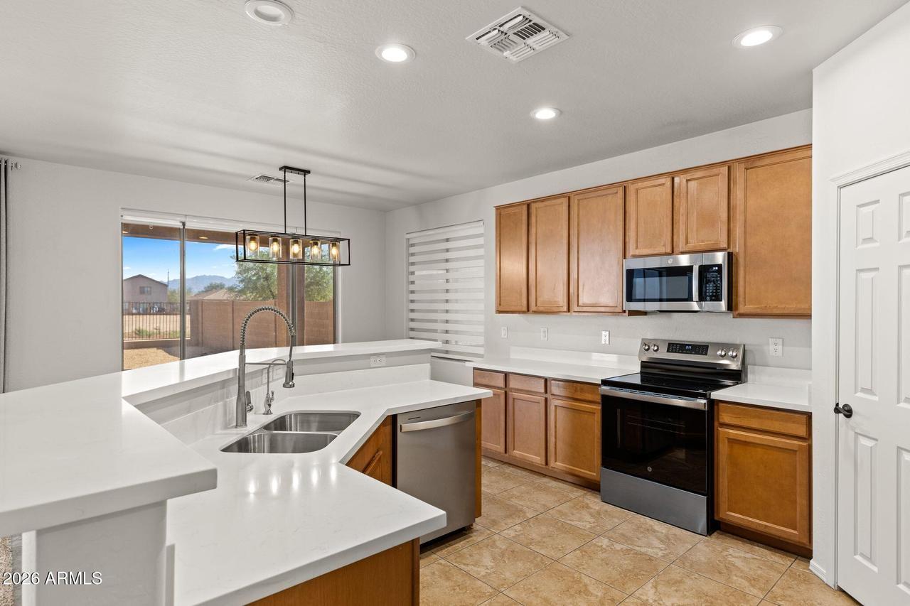 5617 W Carson Rd., Laveen, AZ 85339