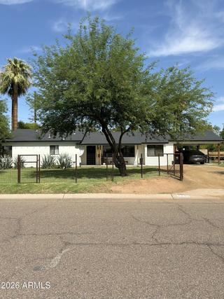 New Homes For Sale This Week That Attend Papago School: August 7th to August 13th