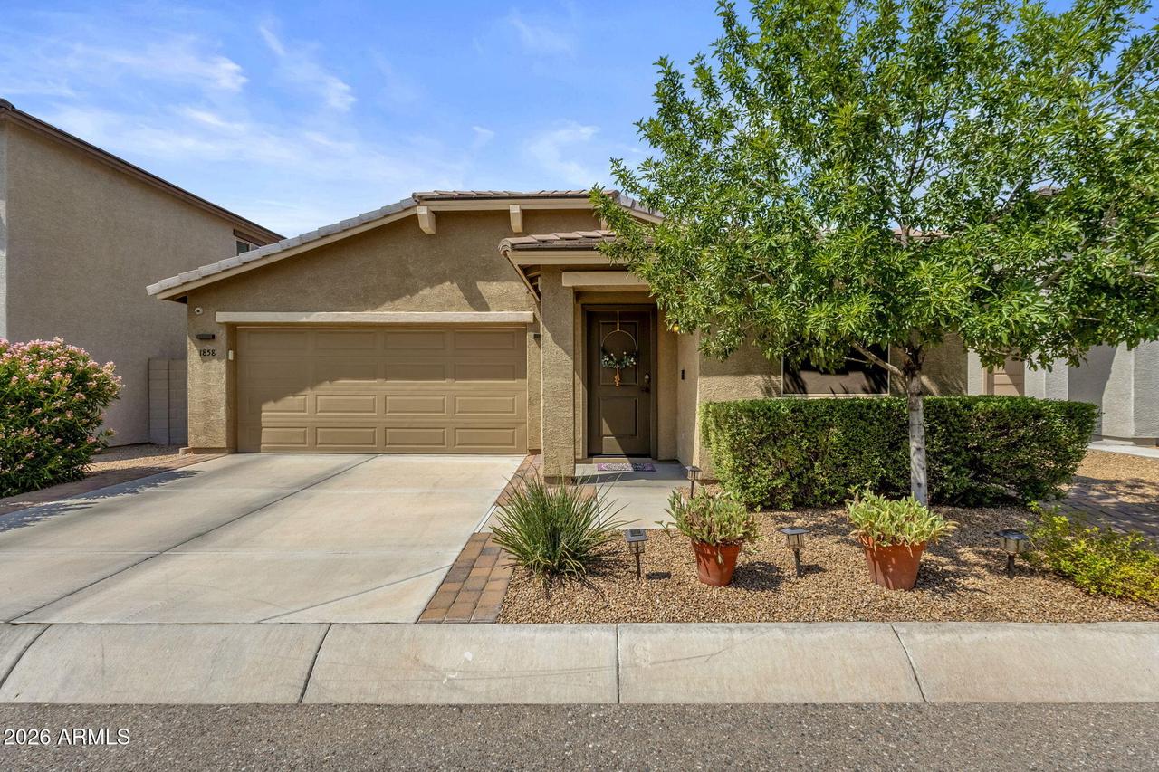 1858 W Expressman St., Apache Junction, AZ 85120