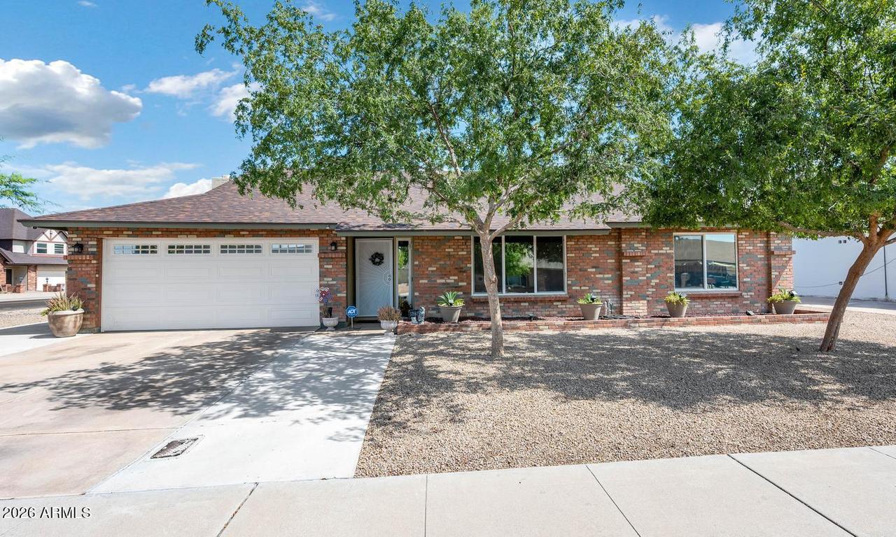 6038 W Desert Hills Dr., Glendale, AZ 85304