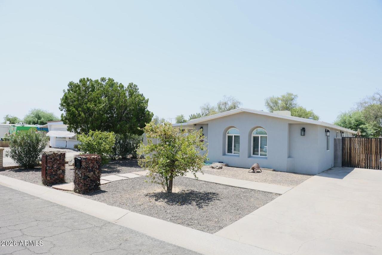 18218 N 1st St., Phoenix, AZ 85022