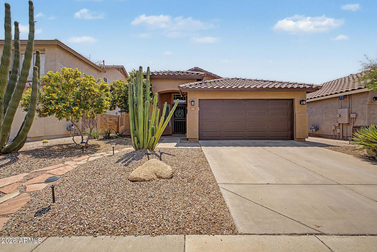 4327 E Tether Tr., Phoenix, AZ 85050