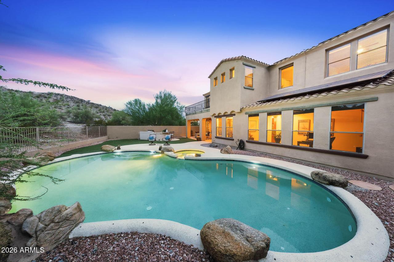 18021 W Las Cruces Dr., Goodyear, AZ 85338