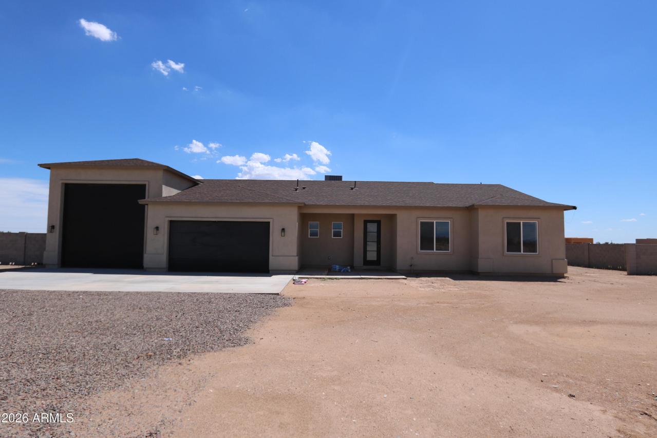 25131 W Lowden Rd., Wittmann, AZ 85361