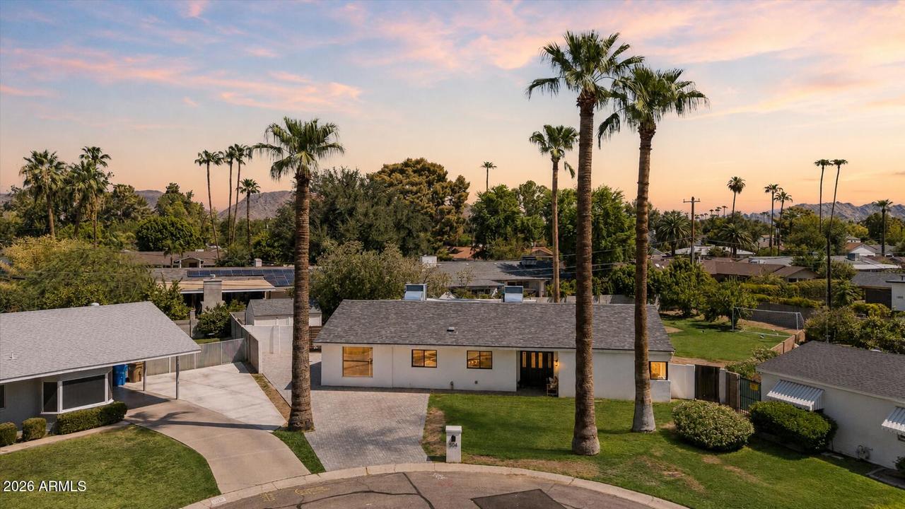 504 W Harmont Dr., Phoenix, AZ 85021