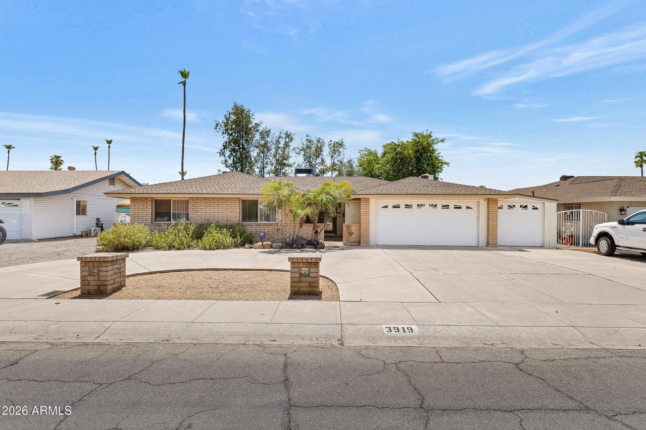 3919 W Lane Ave., Phoenix, AZ 85051