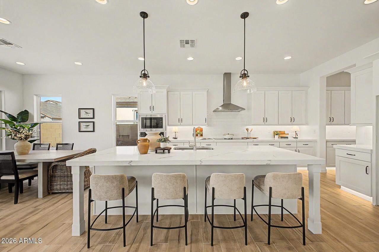 2613 E Virginia Cir., Mesa, AZ 85213