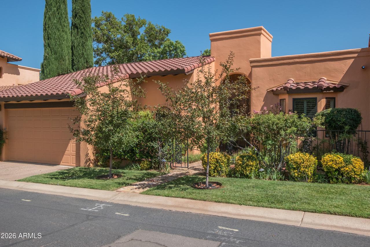 30 Rim Trail Cir., Sedona, AZ 86351