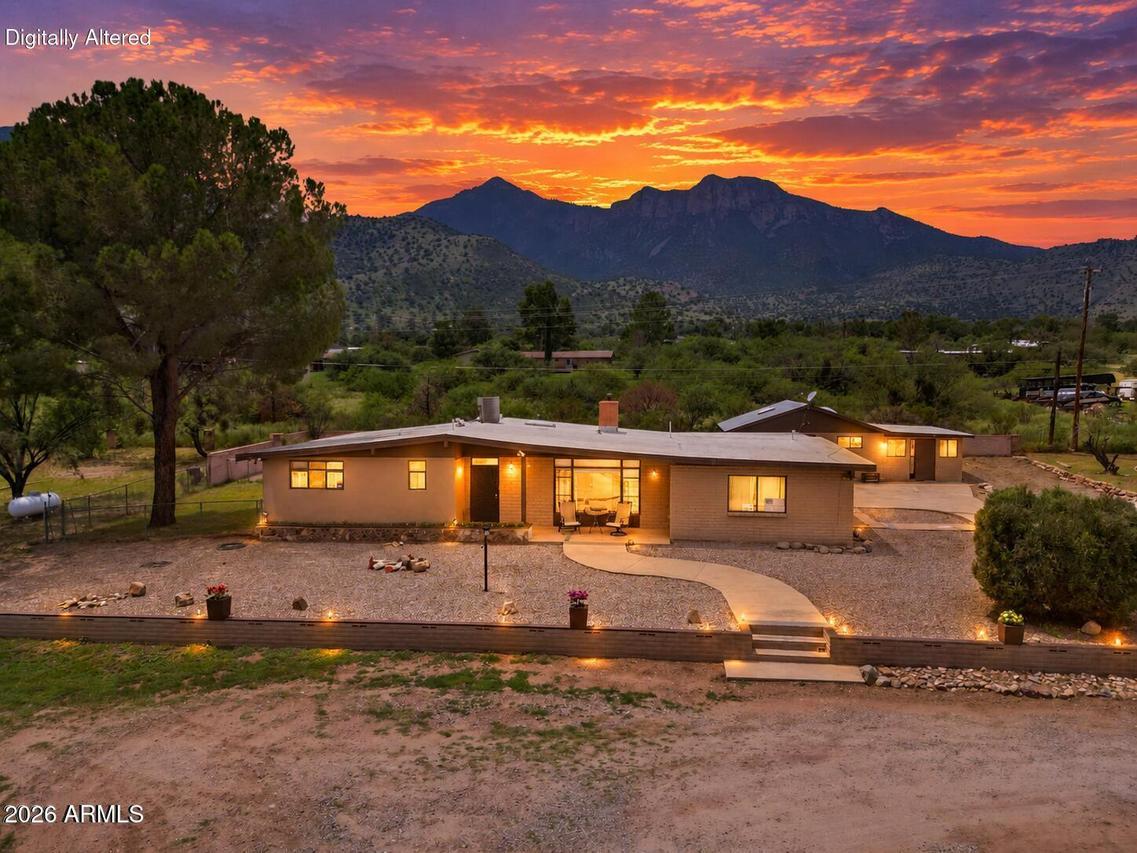 8056 S Vato Ln., Hereford, AZ 85615
