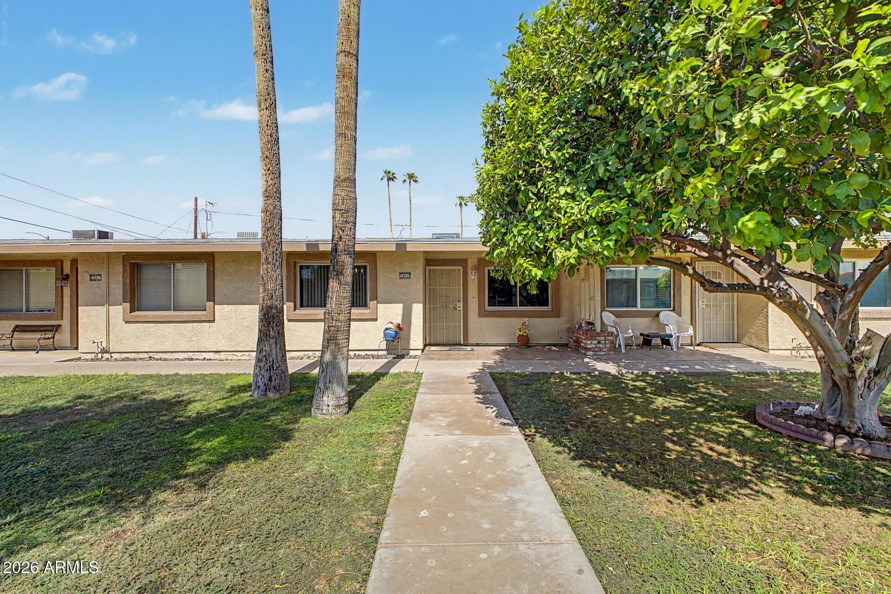 10619 W Coggins Dr., Sun City, AZ 85351