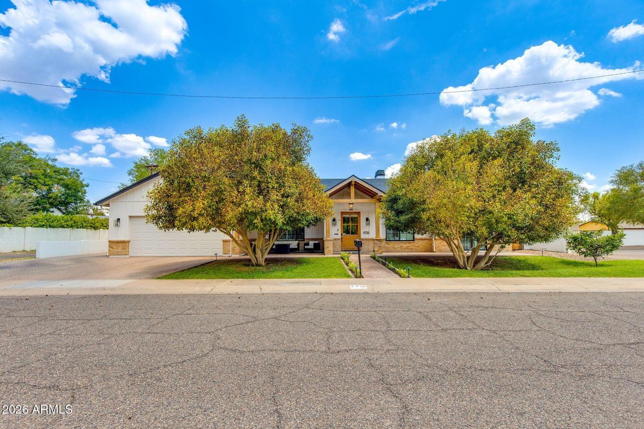 4725 N 33rd St., Phoenix, AZ 85018
