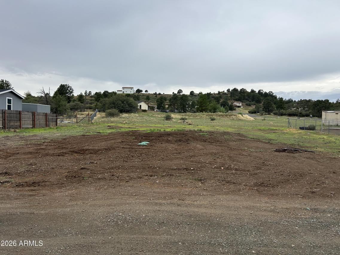 18318 S Frontier Rd. #328, Peeples Valley, AZ 86332