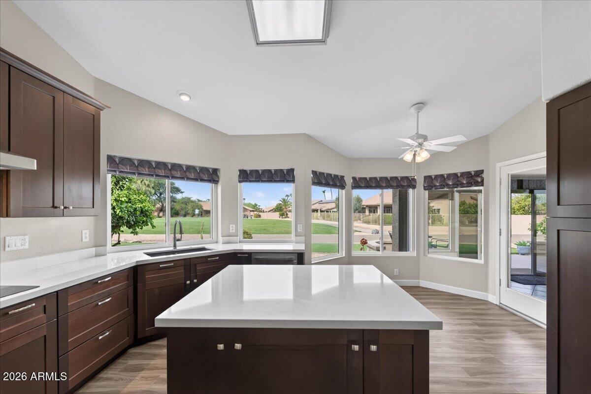 18918 N 88th Dr., Peoria, AZ 85382