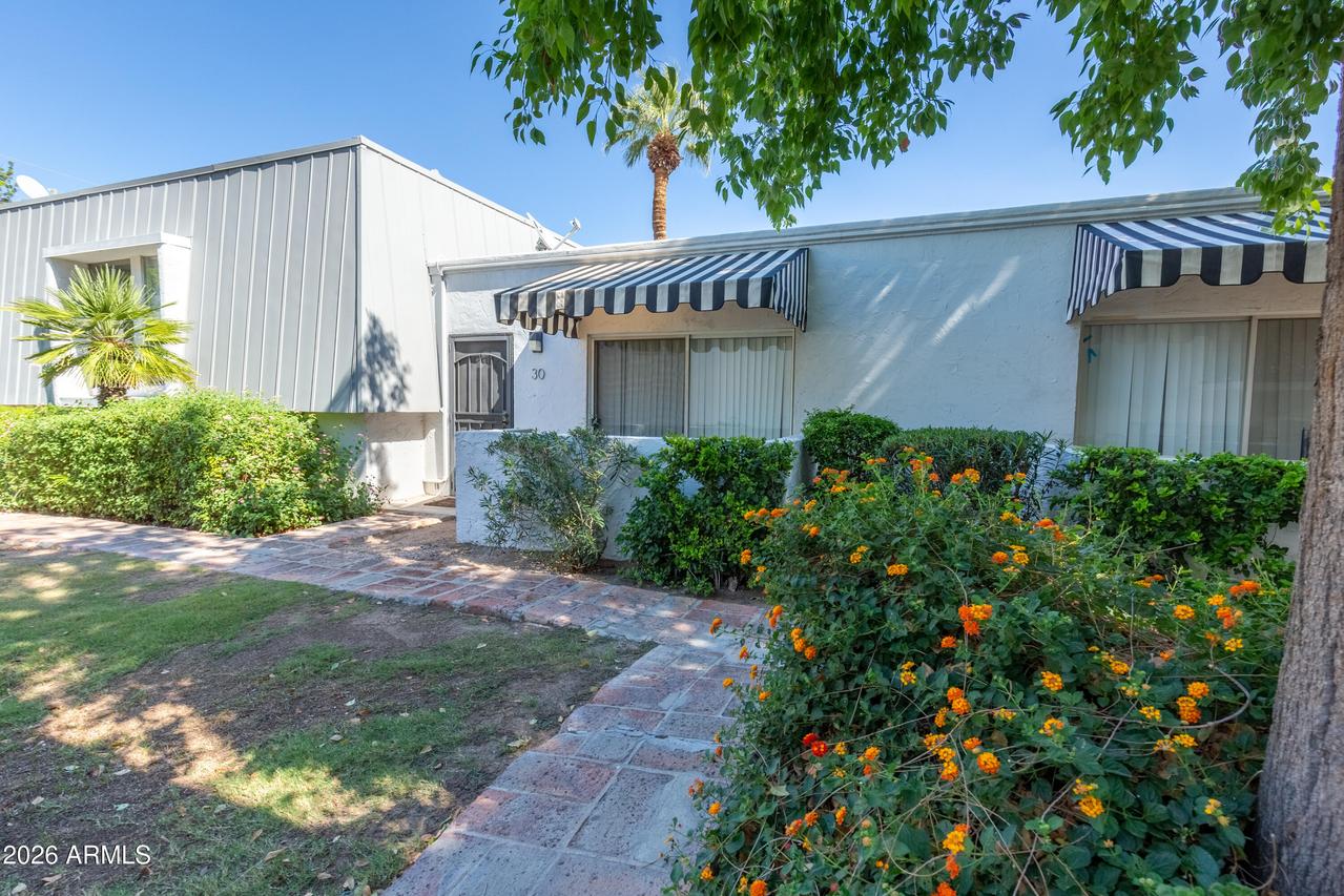 3416 N 44th St. #30, Phoenix, AZ 85018