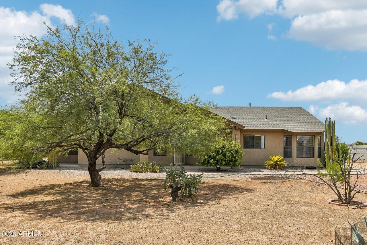 35942 N 10th St., Phoenix, AZ 85086