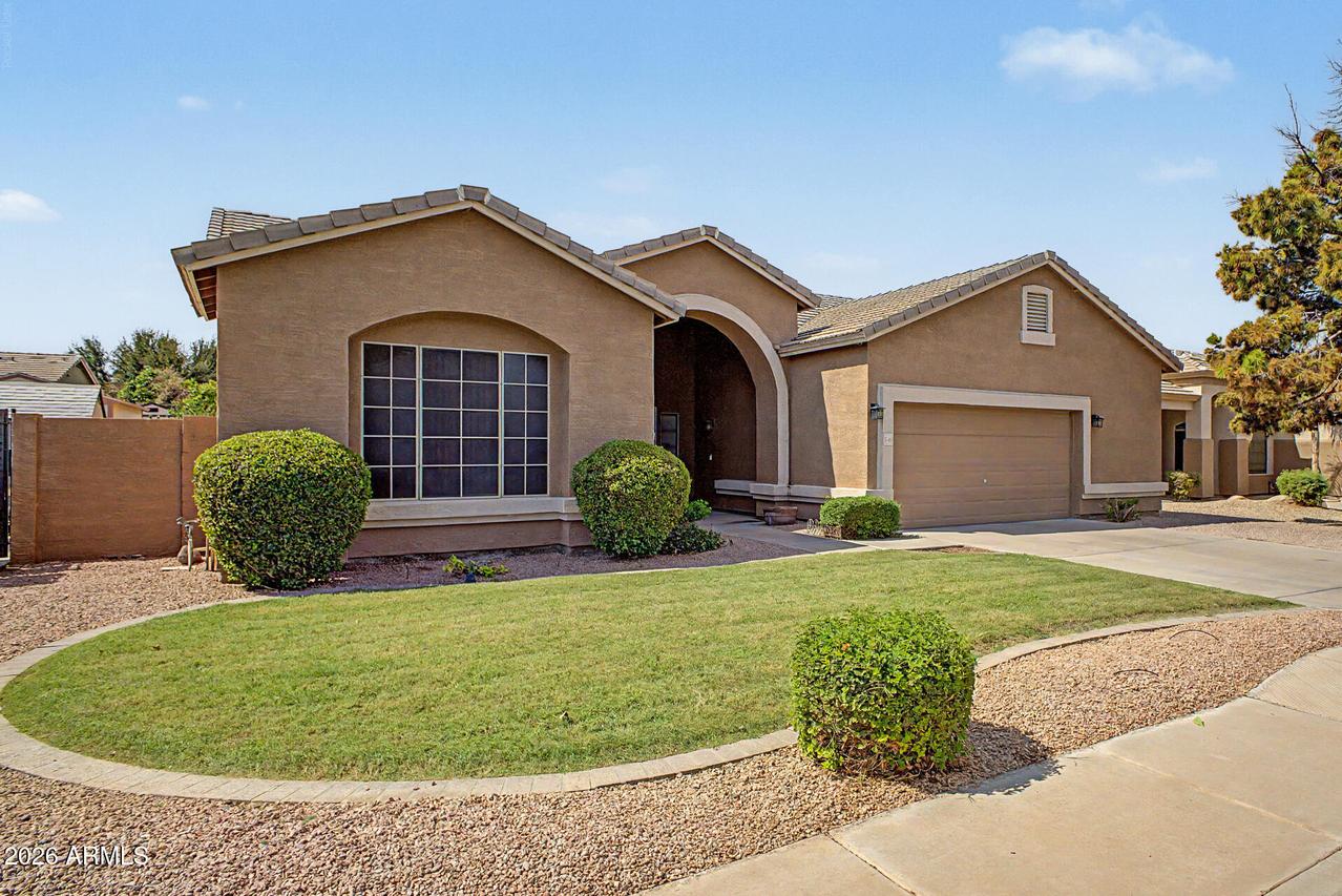 245 E Smoke Tree Rd., Gilbert, AZ 85296