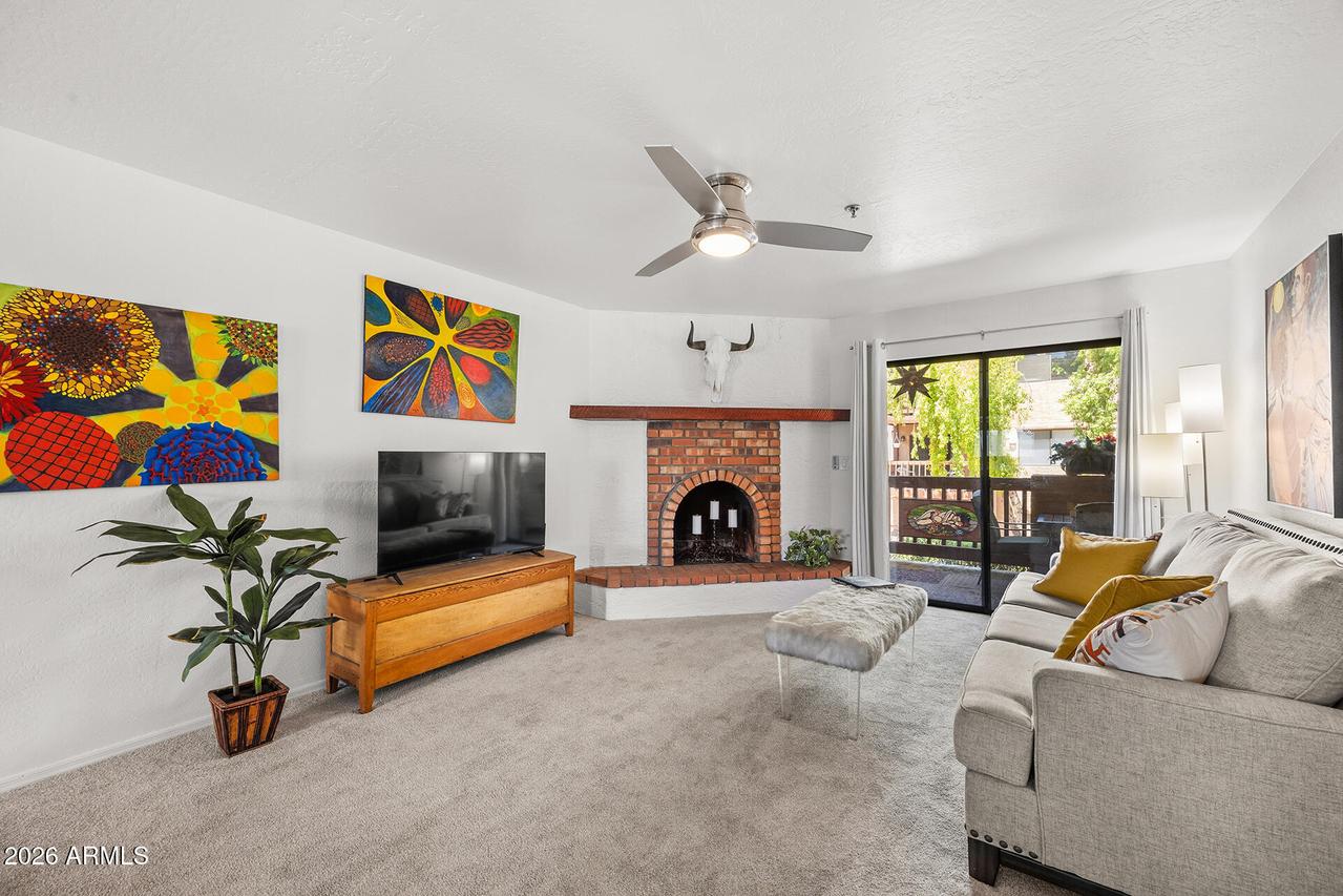 3031 N Civic Center Plz. #215, Scottsdale, AZ 85251