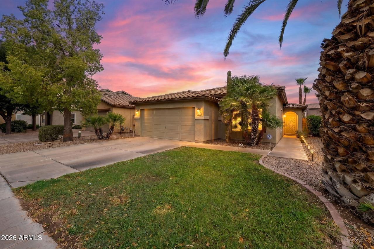 1644 E Anastasia St., San Tan Valley, AZ 85140
