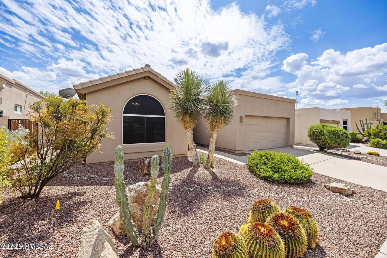 11990 N Labyrinth Dr., Oro Valley, AZ 85737