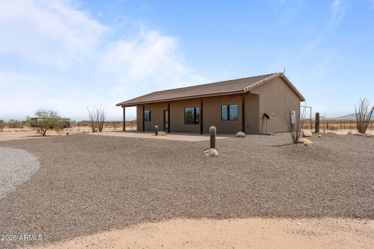48800 W Long Rifle Rd., Aguila, AZ 85320