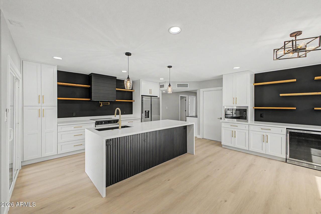 2136 E Colgate Dr., Tempe, AZ 85283