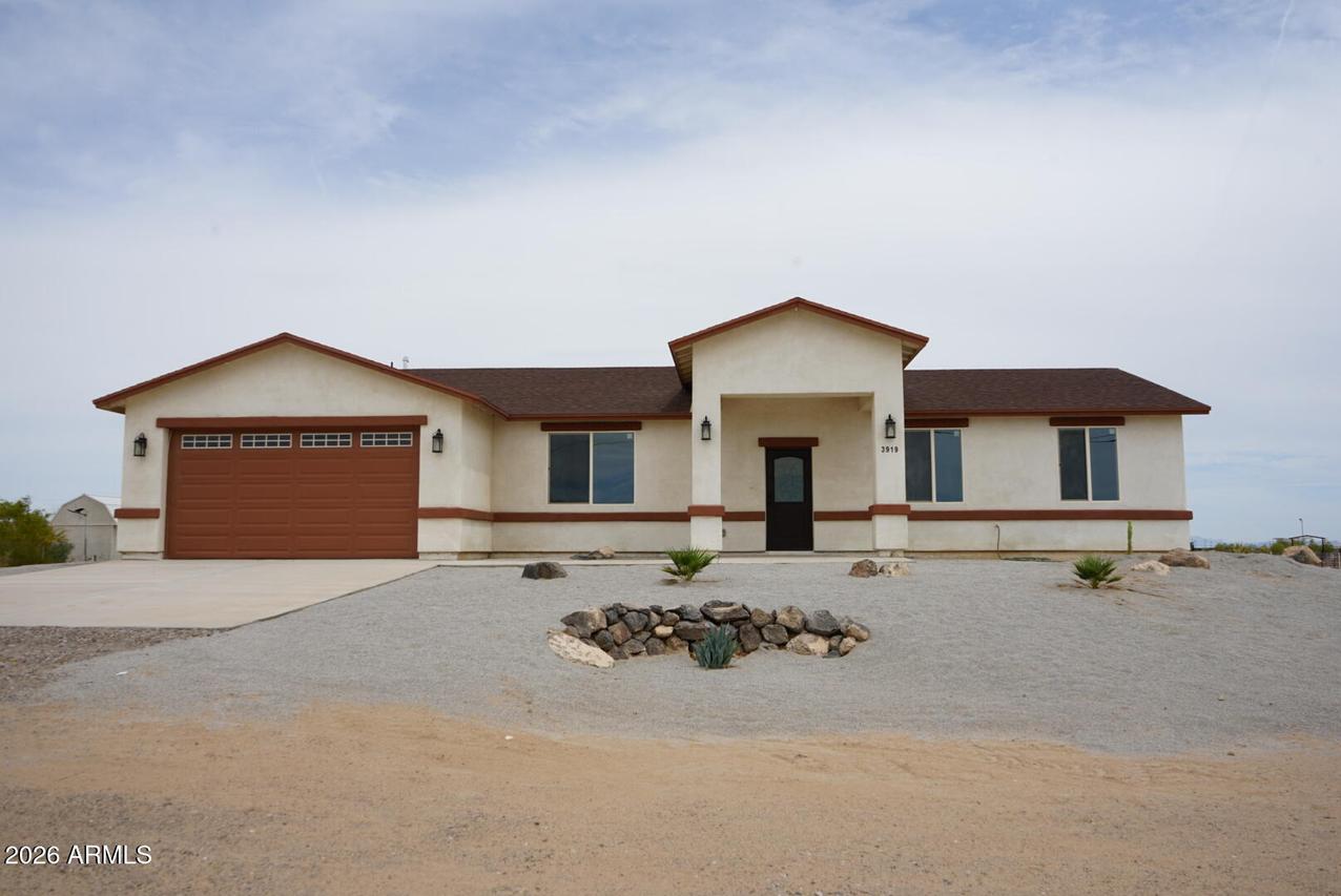3919 S 336th Ave., Tonopah, AZ 85354