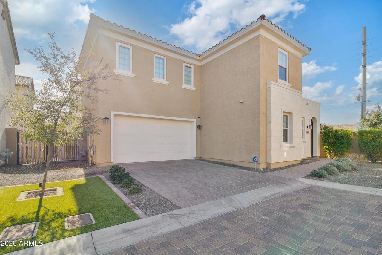 17214 N 9th Pl., Phoenix, AZ 85022
