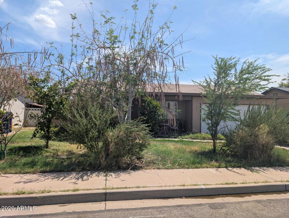 321 E Juniper St., Mesa, AZ 85201