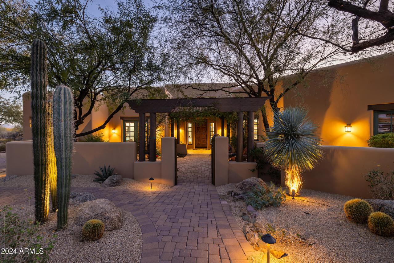 33296 N Vanishing Tr., Scottsdale, AZ 85266
