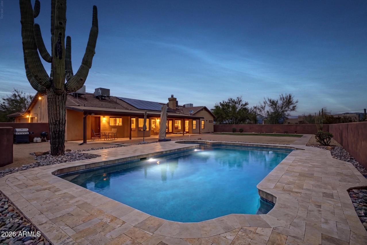 39949 N Central Ave., Phoenix, AZ 85086
