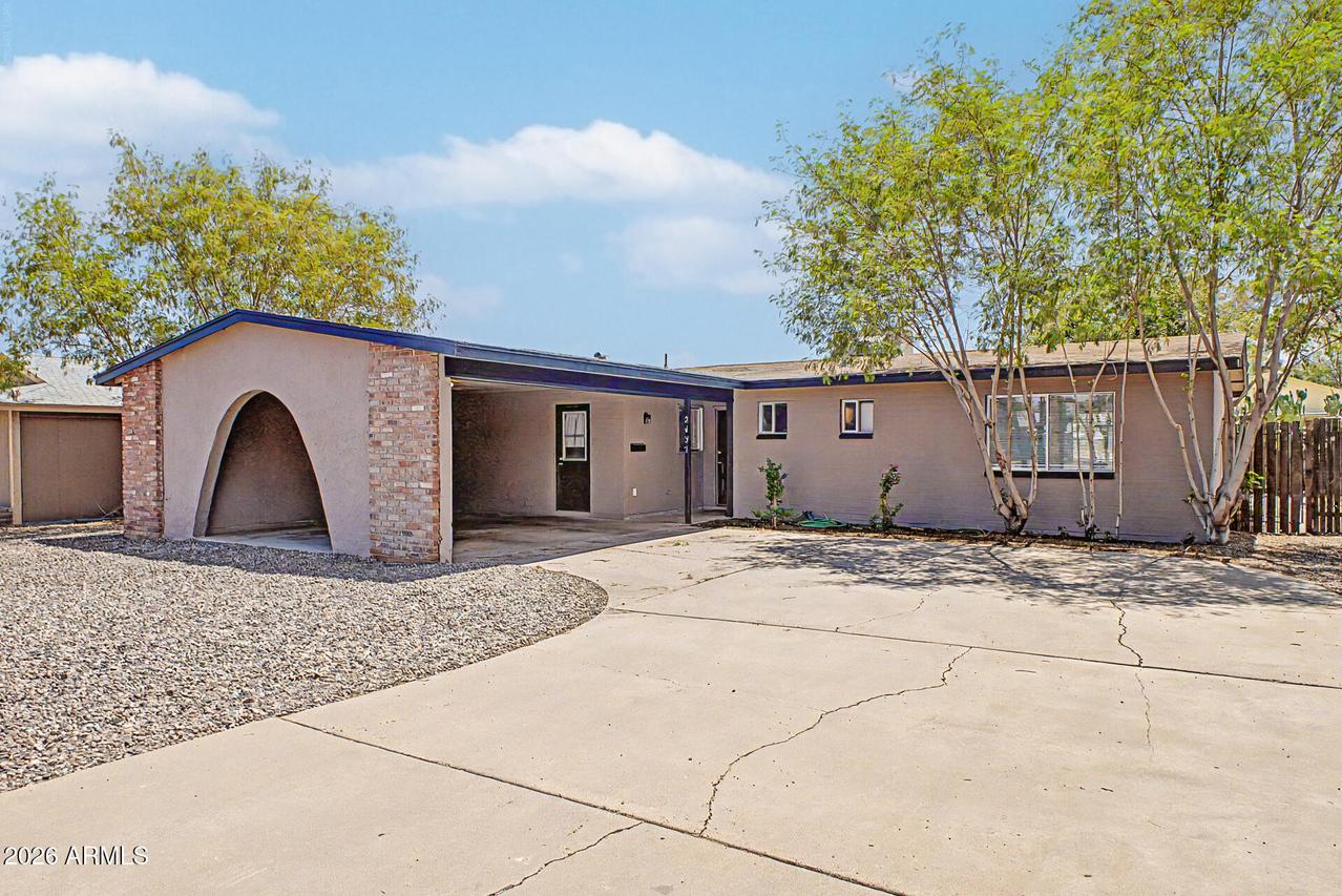 2437 E Marmora St., Phoenix, AZ 85032