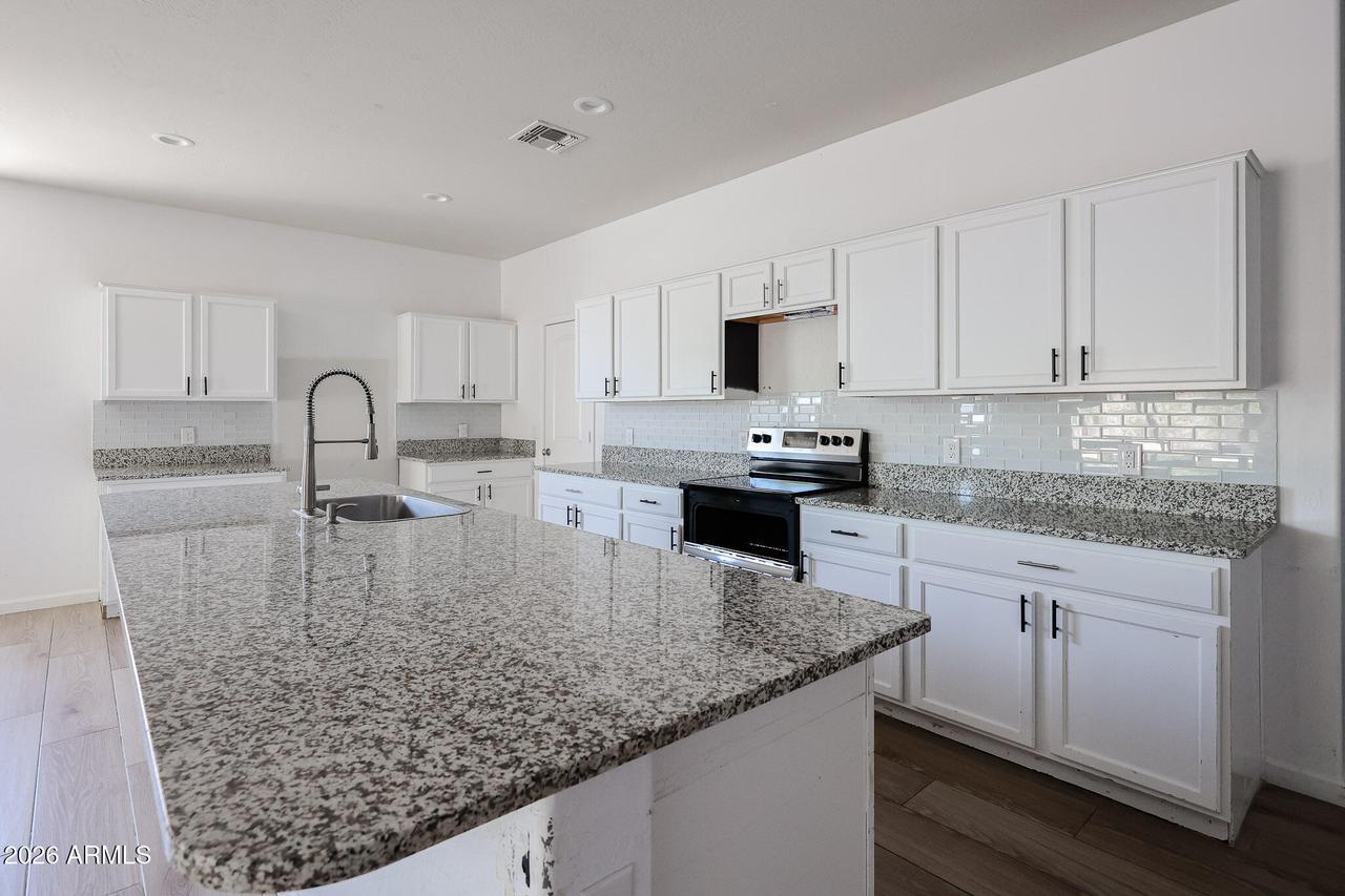 25640 W Coles Rd., Buckeye, AZ 85326