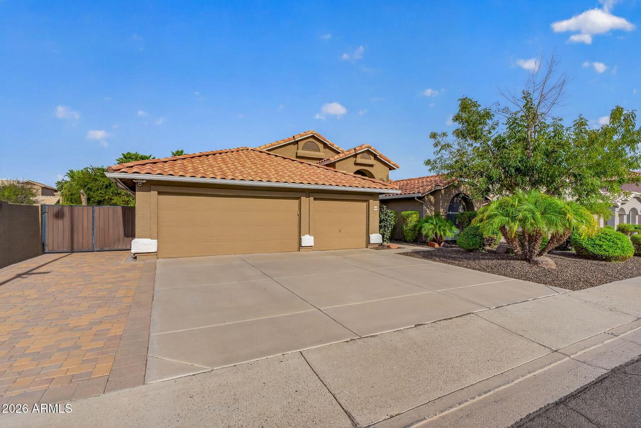 15470 N 87th Dr., Peoria, AZ 85382