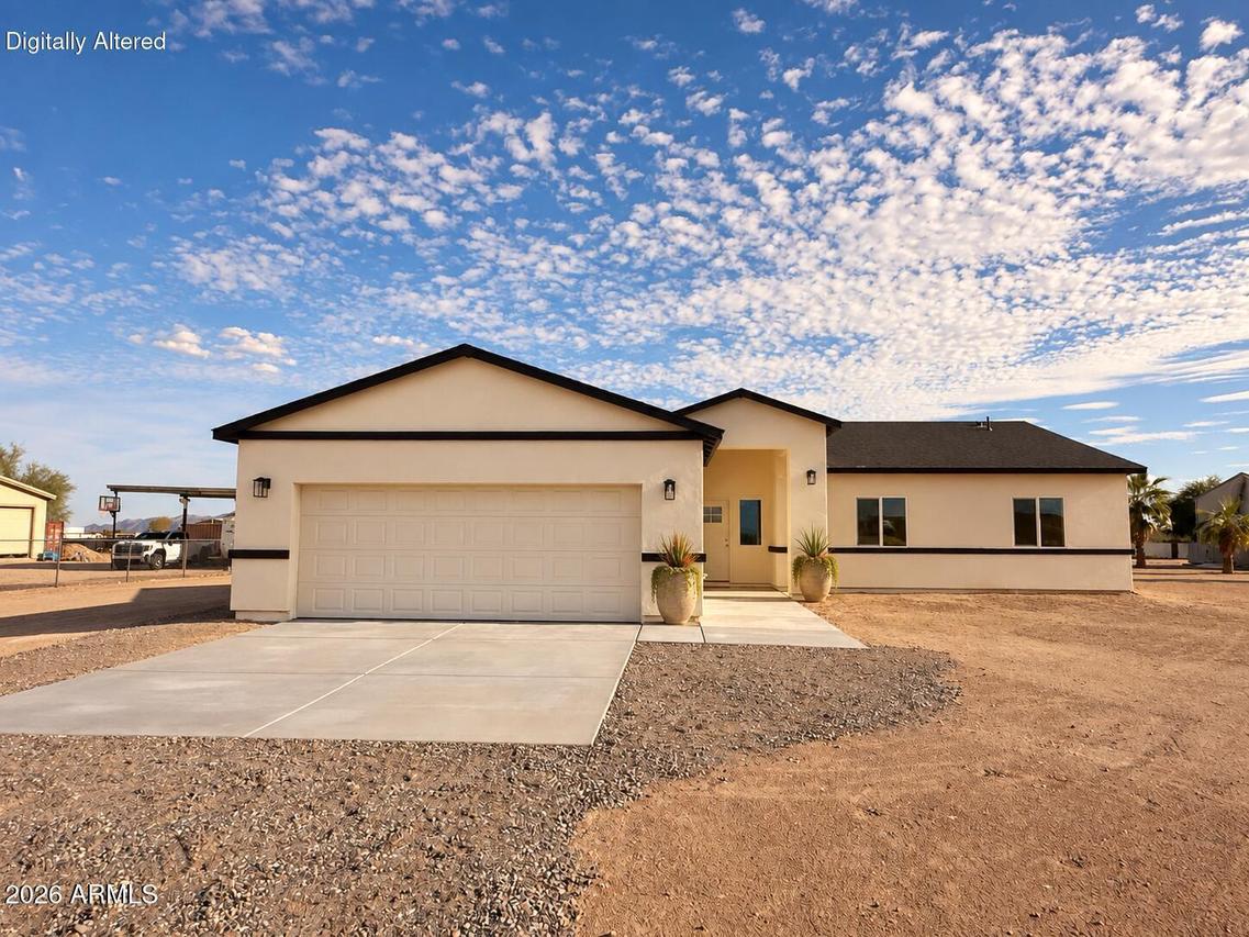 25427 W Patton Rd., Wittmann, AZ 85361